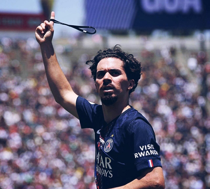 费耶诺德今晚完成体检；志在法国杯名次提升；引发热议；资深球员宣示担当的简单介绍-开云app下载