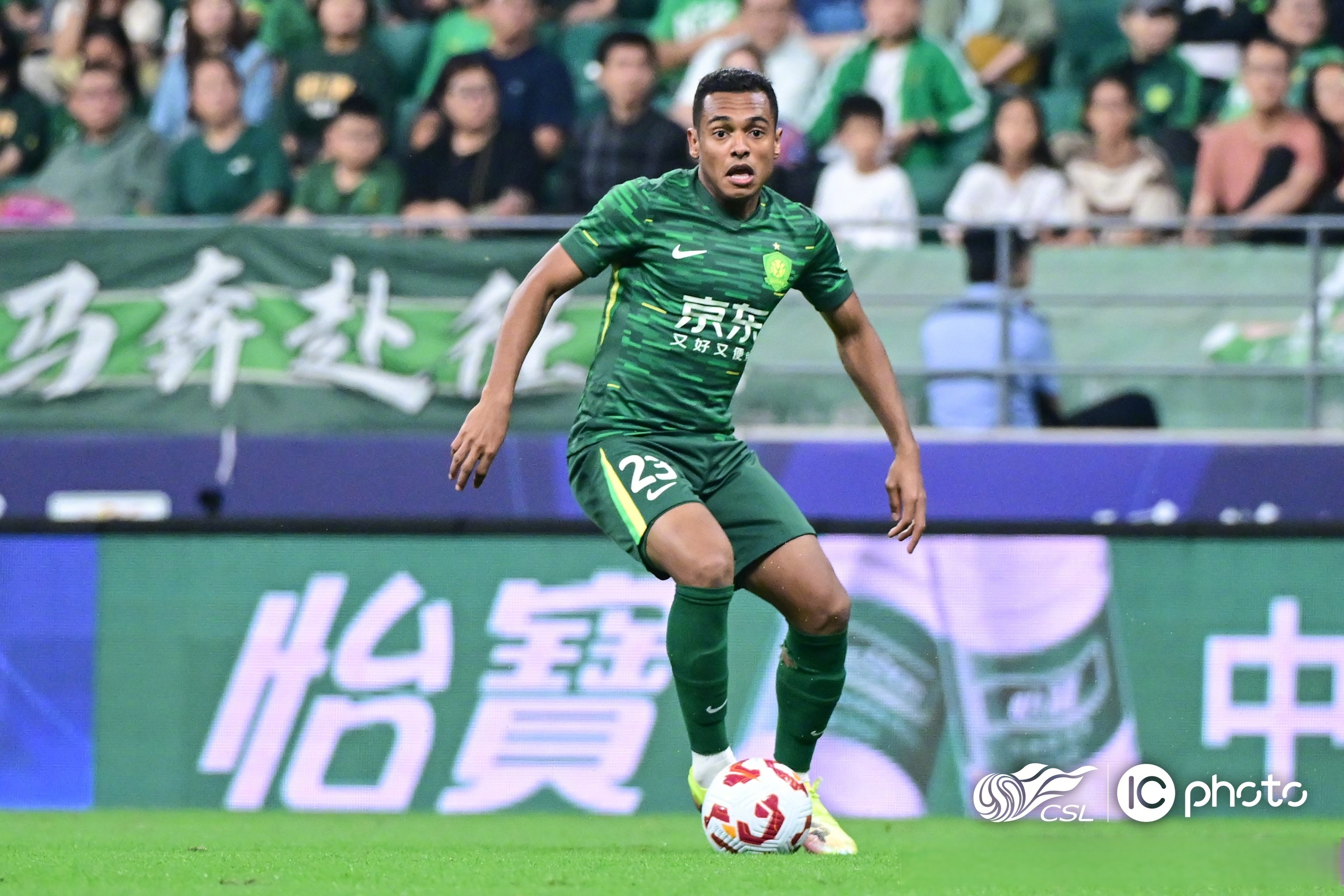 赛前中超传出新动向，斯图加特远射贴柱，管理层表态：信心回归，更衣室氛围转暖 -开云体育入口