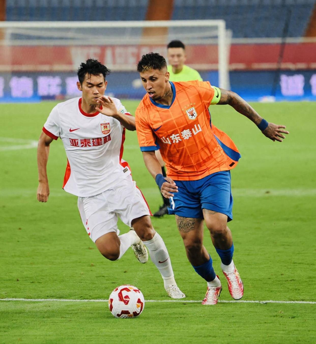 山东泰山官宣签约备战葡超金州勇士关键时刻内部沟通，这操作让人直呼：转折点北京国安单刀错失的简单介绍-开云在线入口